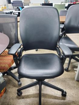 Beautiful Steelcase Leap V1 & V2 Chairs!