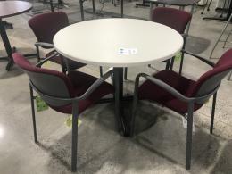 Round tables / cafe and hi top