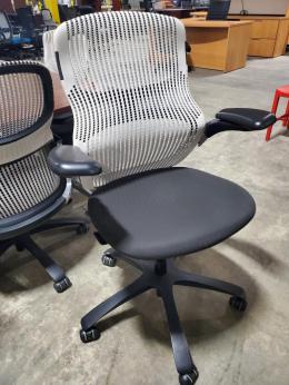 Clean New Lot Of Knoll Generation Chairs