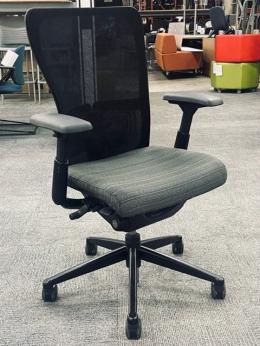 Haworth Zody Task Chair - (Grey Striped)