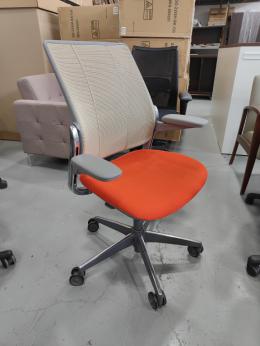 HUMANSCALE LIBERTY CHAIR