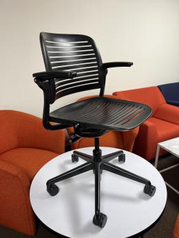 Steelcase Cachet black fully ergonomic chair