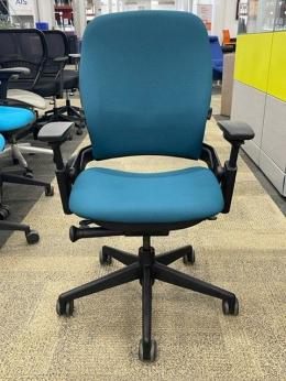Used Steelcase Office Furniture in Indianapolis, Indiana (IN) -  FurnitureFinders