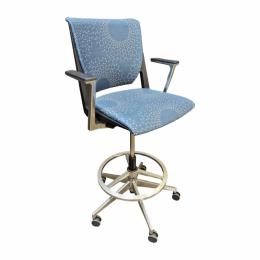 Haworth Very Conference Chair w/ Ring kit