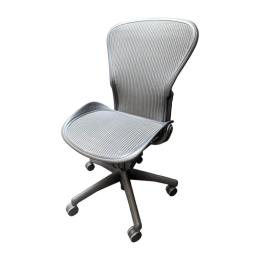 Armless Aeron Chairs - Black - 686410