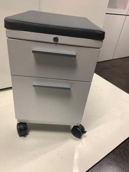 Pre-Owned Teknion Mobile Pedestal