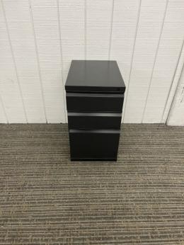 Herman Miller Charcoal Box/File/File Pedestal