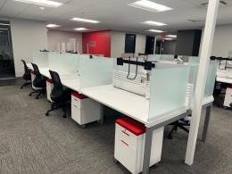 Benching System / Cubicles by Teknion Office