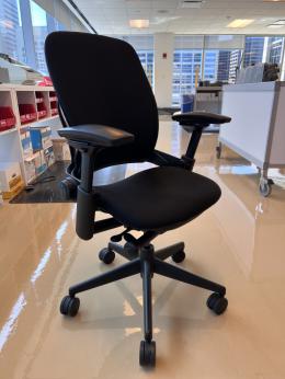 Steelcase Leap V2 Task Chair (BLack/Black)