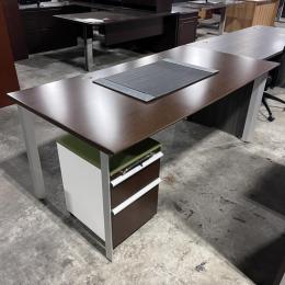 Knoll Table Desk
